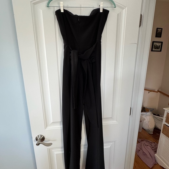 Elegant Black Jumpsuit - Picture 2 of 6